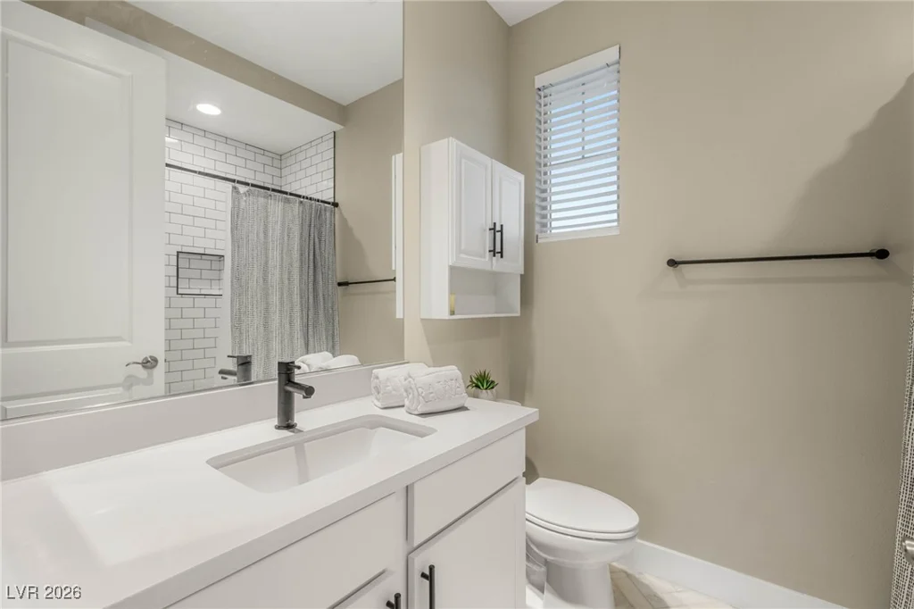 2720 Natural Rock, Las Vegas, NV 89138
