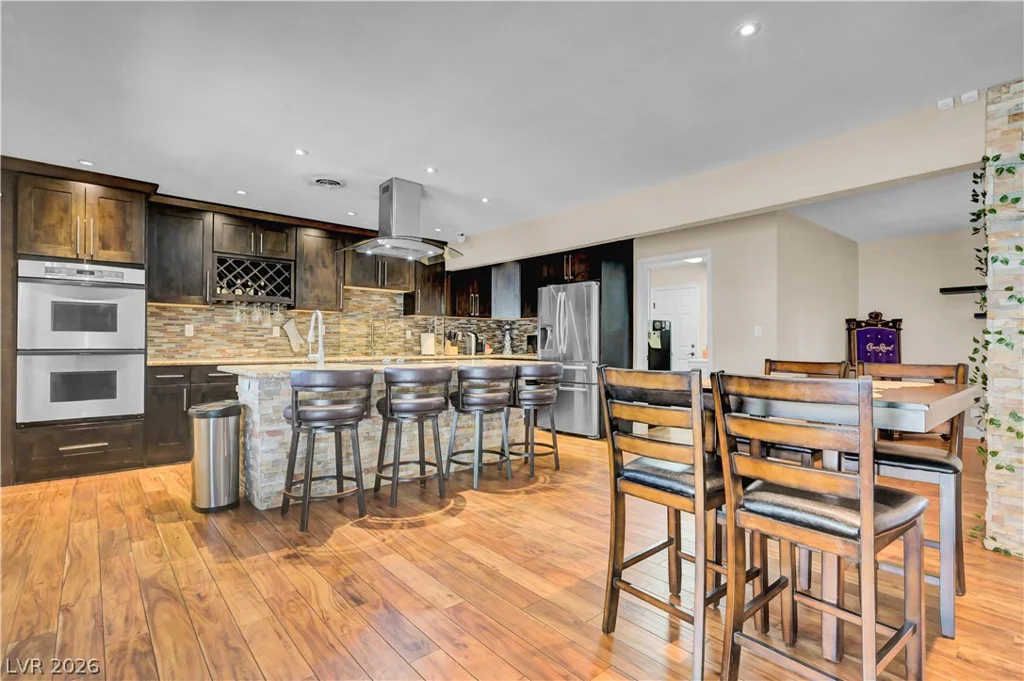 2712 Oakey, Las Vegas, NV 89102