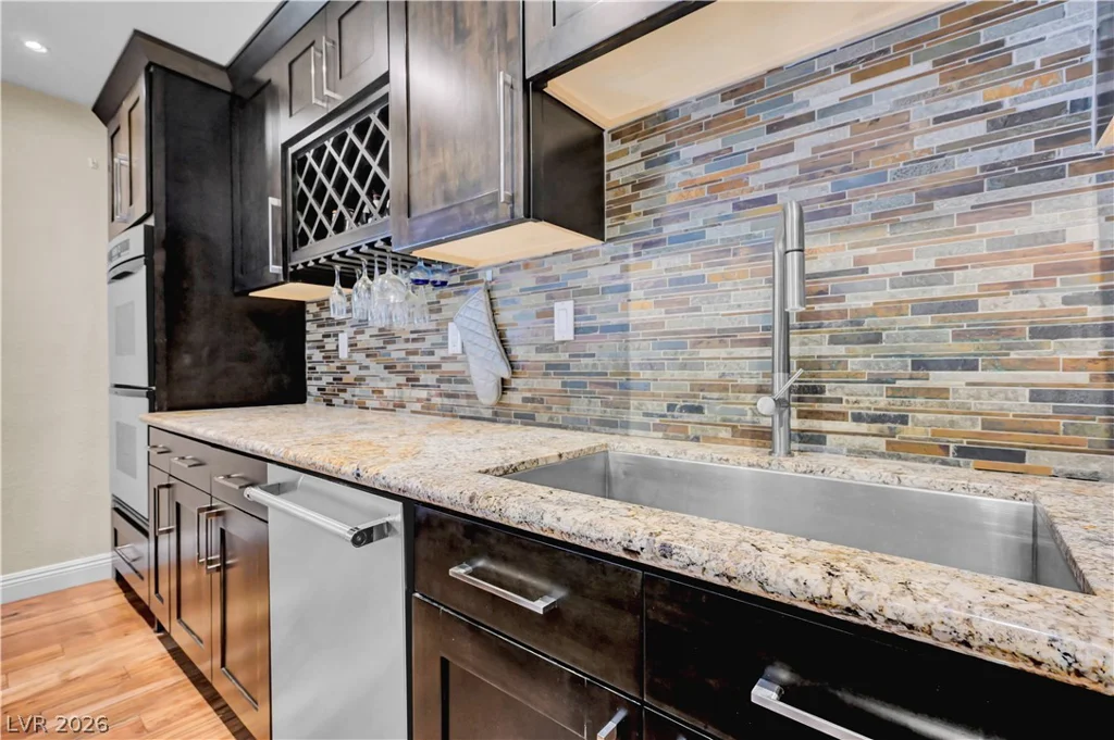 2712 Oakey, Las Vegas, NV 89102