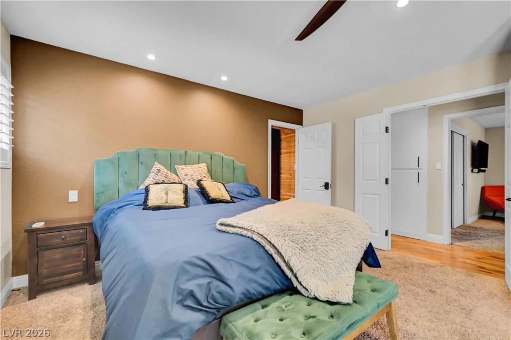 2712 Oakey, Las Vegas, NV 89102
