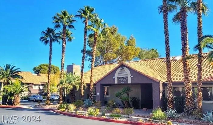5062 Rainbow, Las Vegas, NV 89118
