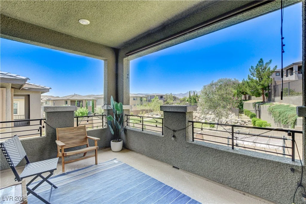 689 Rogue Wave, Las Vegas, NV 89138