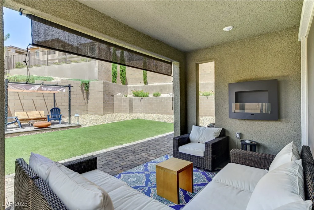 689 Rogue Wave, Las Vegas, NV 89138