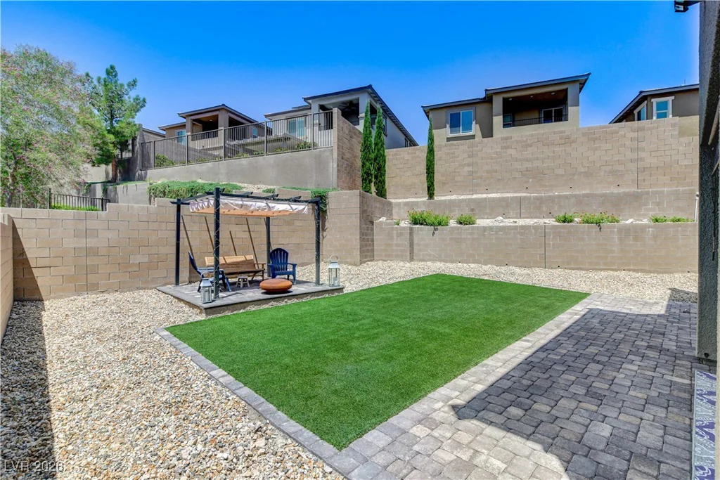 689 Rogue Wave, Las Vegas, NV 89138