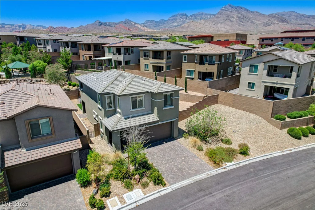 689 Rogue Wave, Las Vegas, NV 89138