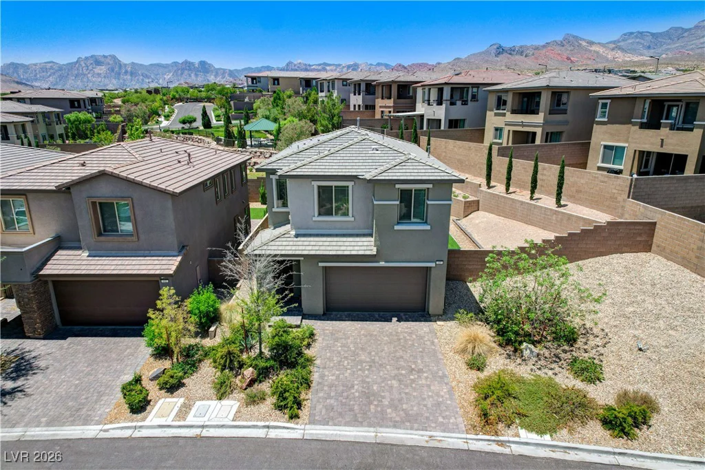 689 Rogue Wave, Las Vegas, NV 89138