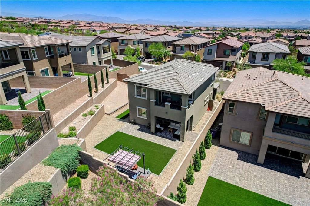 689 Rogue Wave, Las Vegas, NV 89138
