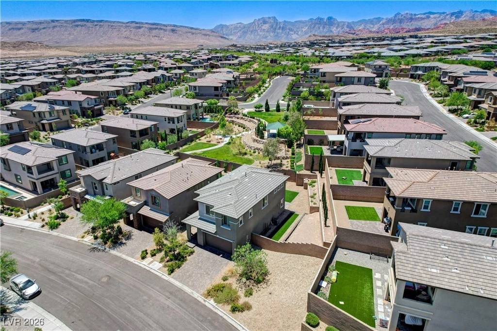 689 Rogue Wave, Las Vegas, NV 89138