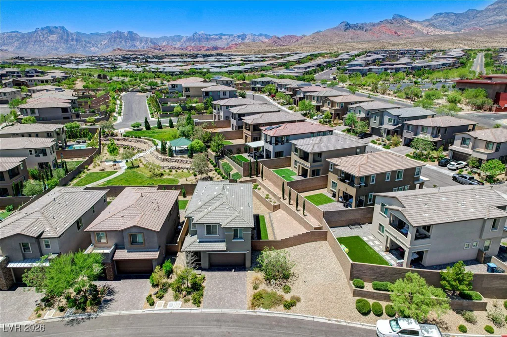 689 Rogue Wave, Las Vegas, NV 89138
