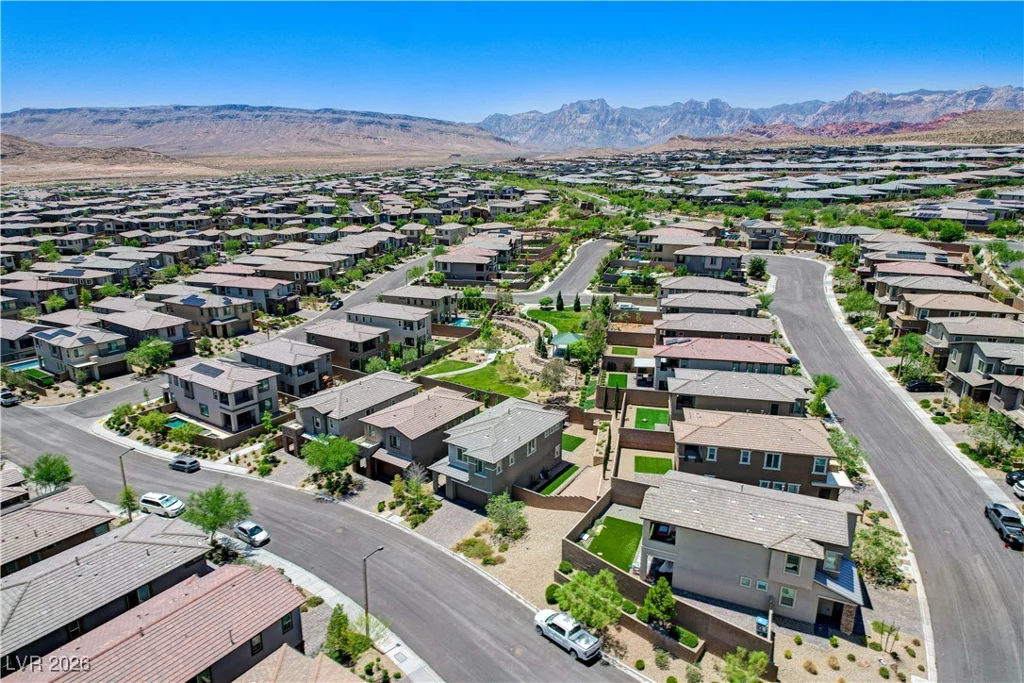 689 Rogue Wave, Las Vegas, NV 89138