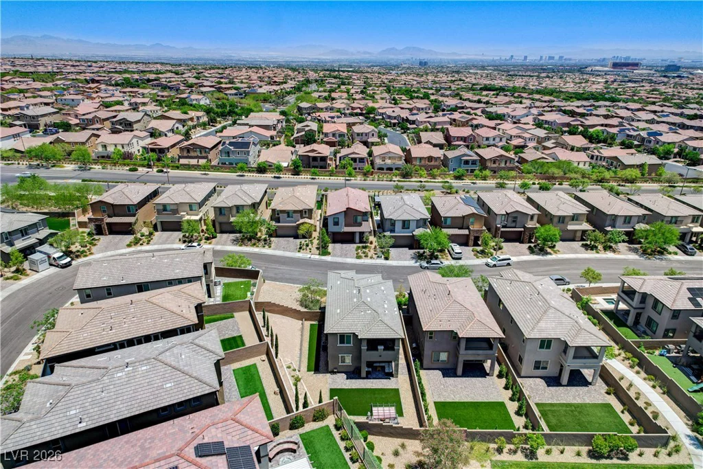 689 Rogue Wave, Las Vegas, NV 89138