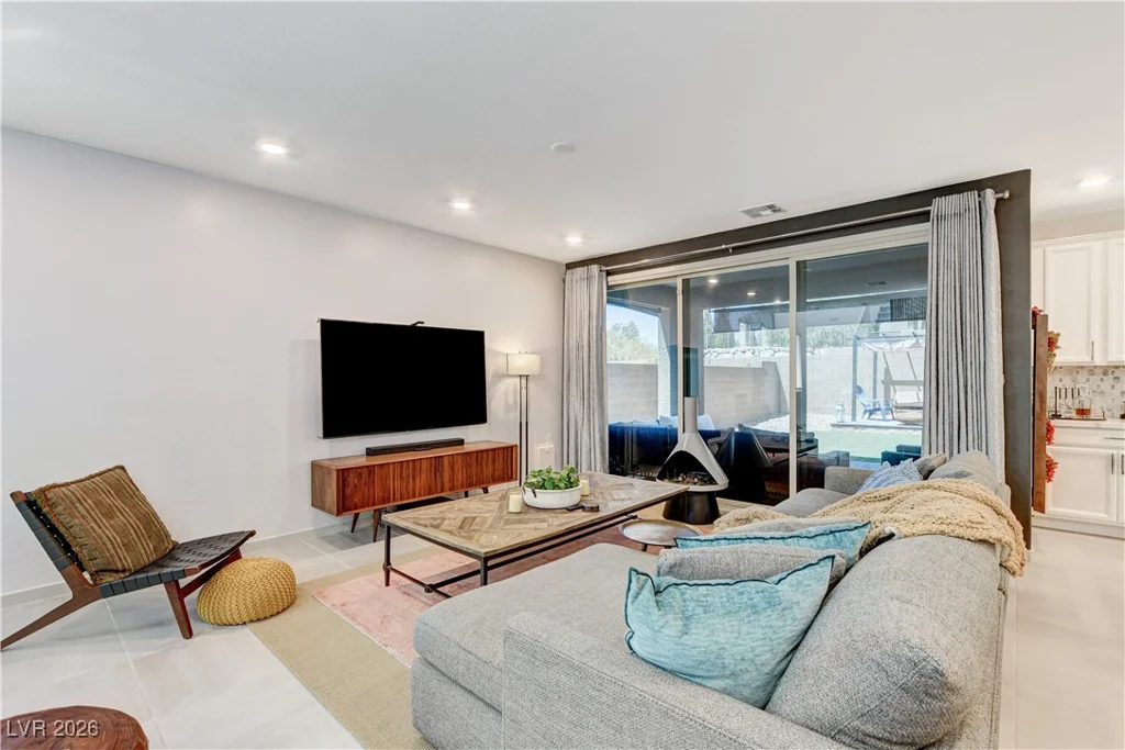 689 Rogue Wave, Las Vegas, NV 89138