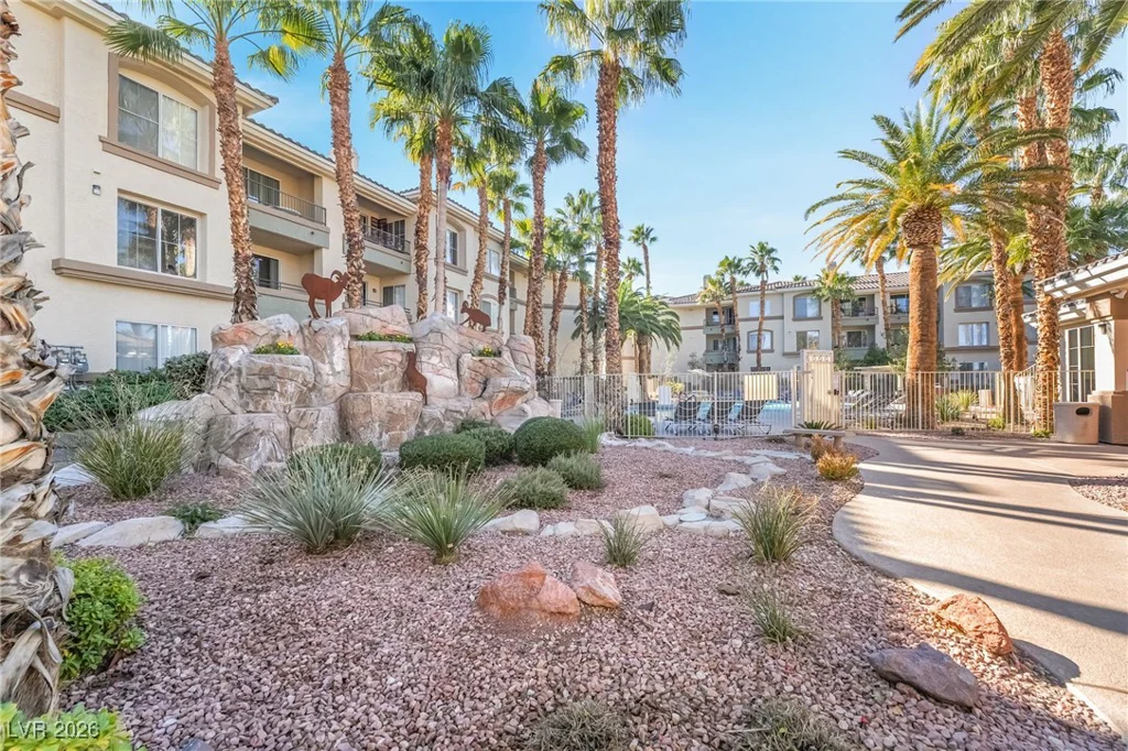 7189 Durango, Las Vegas, NV 89113
