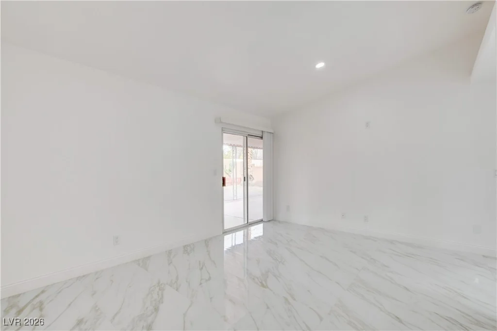 5536 Cleary, Las Vegas, NV 89108