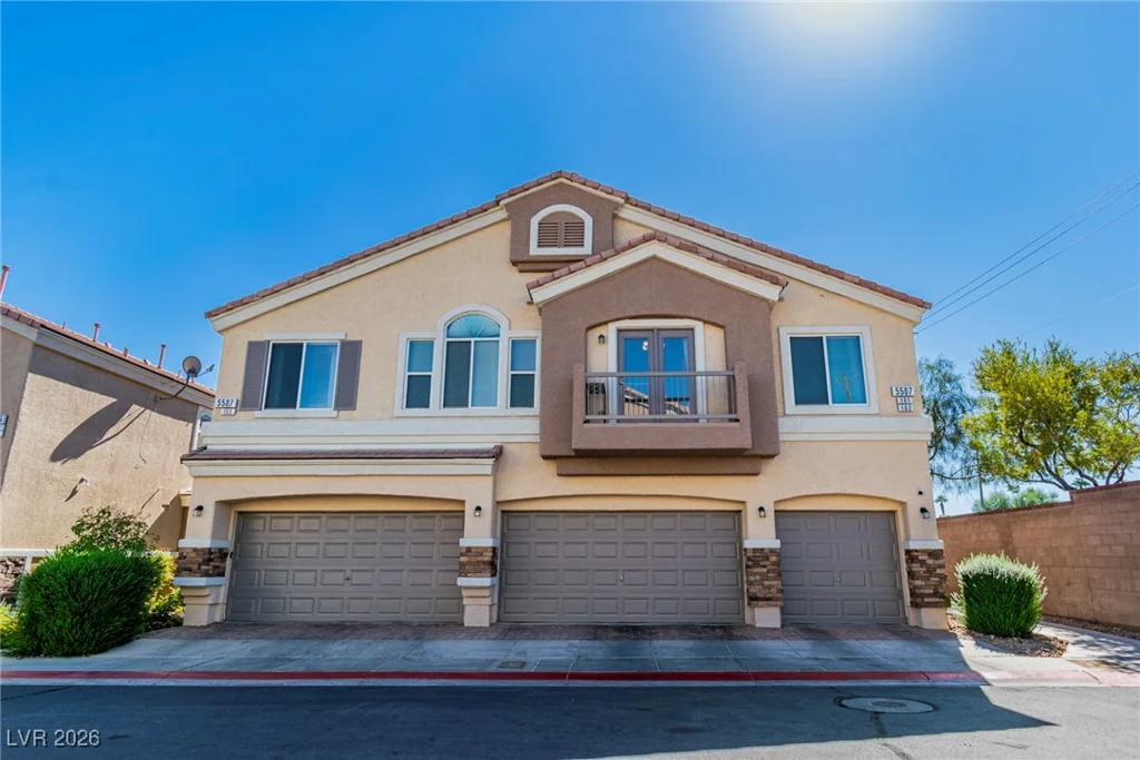 5507 Big Red, Las Vegas, NV 89122