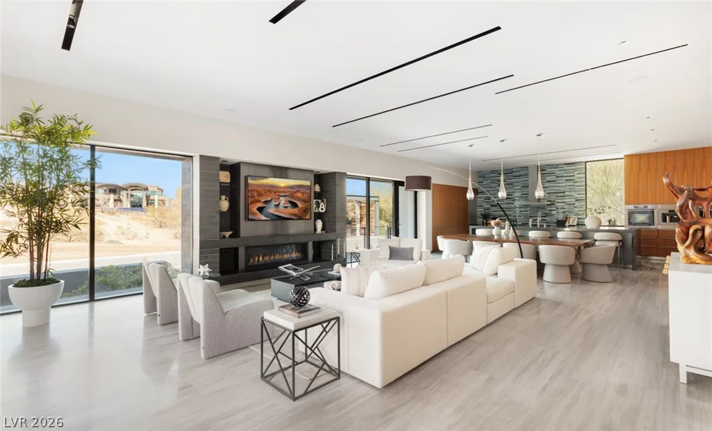 20 Soaring Bird, Las Vegas, NV 89135
