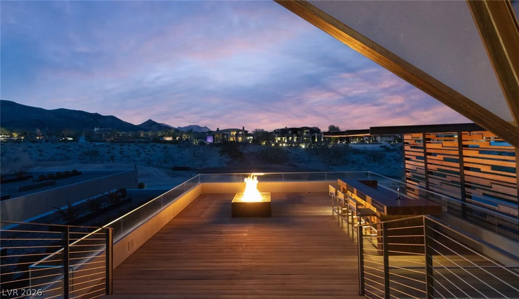 20 Soaring Bird, Las Vegas, NV 89135