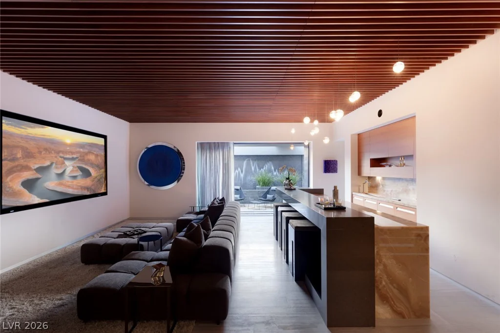 20 Soaring Bird, Las Vegas, NV 89135