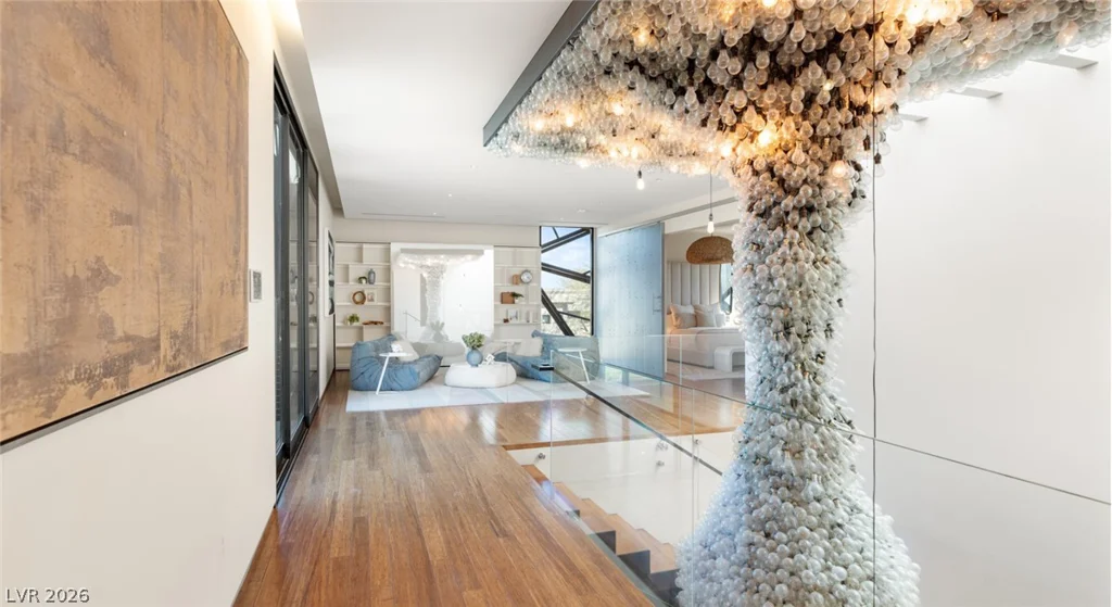 20 Soaring Bird, Las Vegas, NV 89135