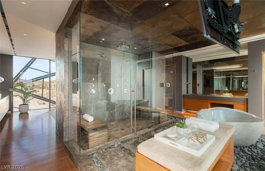 20 Soaring Bird, Las Vegas, NV 89135