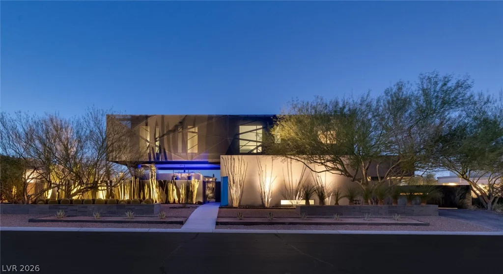20 Soaring Bird, Las Vegas, NV 89135