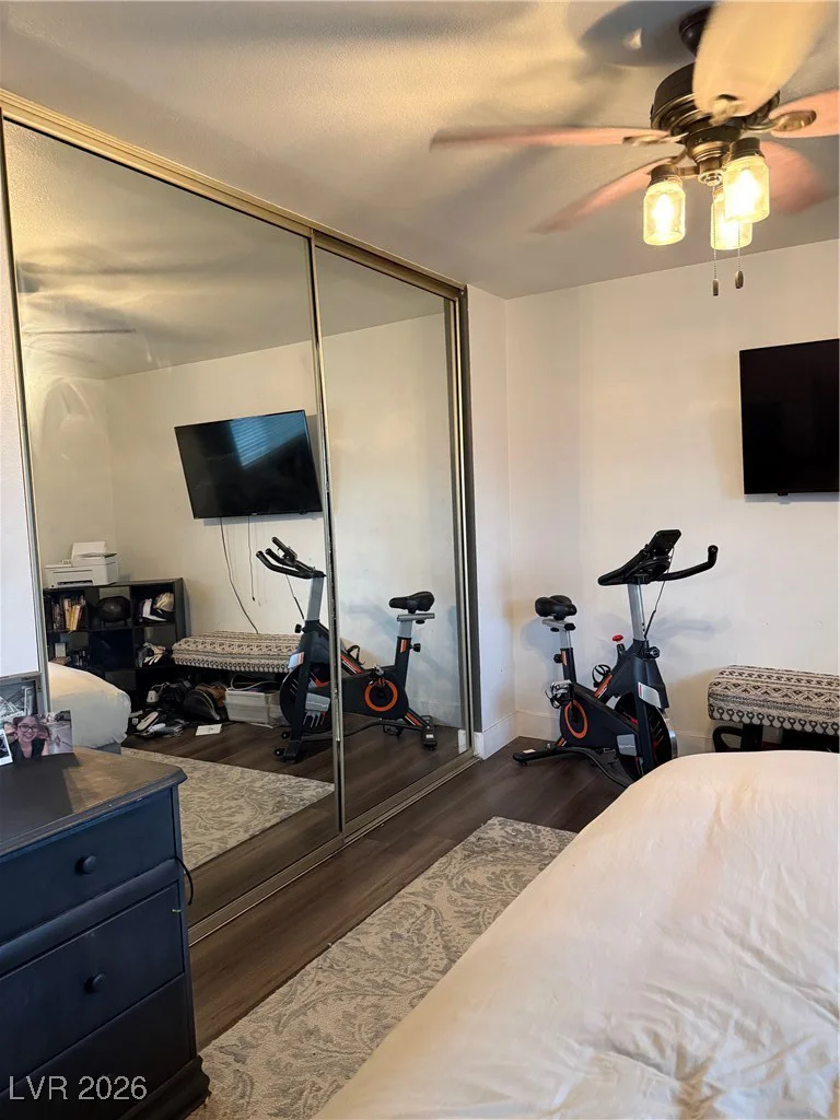 6624 Mountainwood, Las Vegas, NV 89103