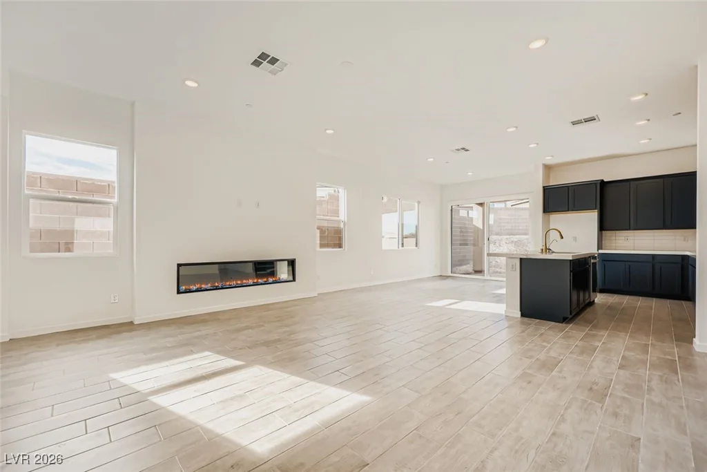 135 Tropea Shore, Henderson, NV 89011