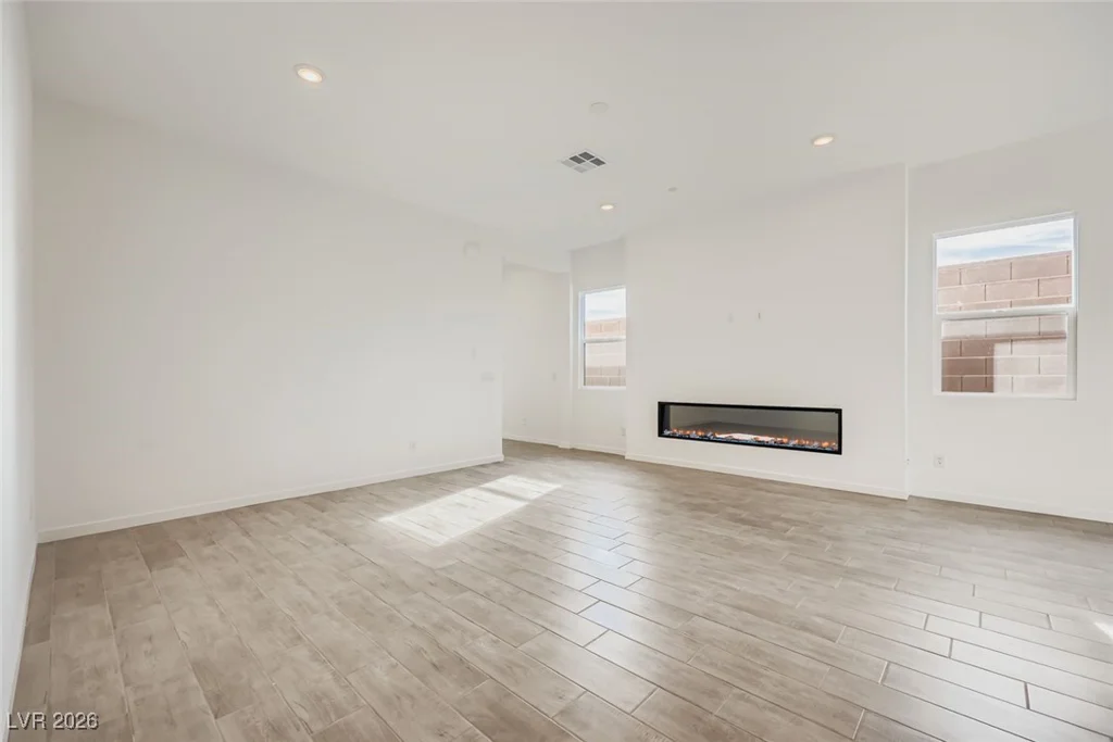 135 Tropea Shore, Henderson, NV 89011