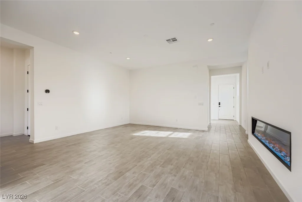 135 Tropea Shore, Henderson, NV 89011