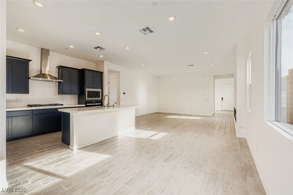 135 Tropea Shore, Henderson, NV 89011