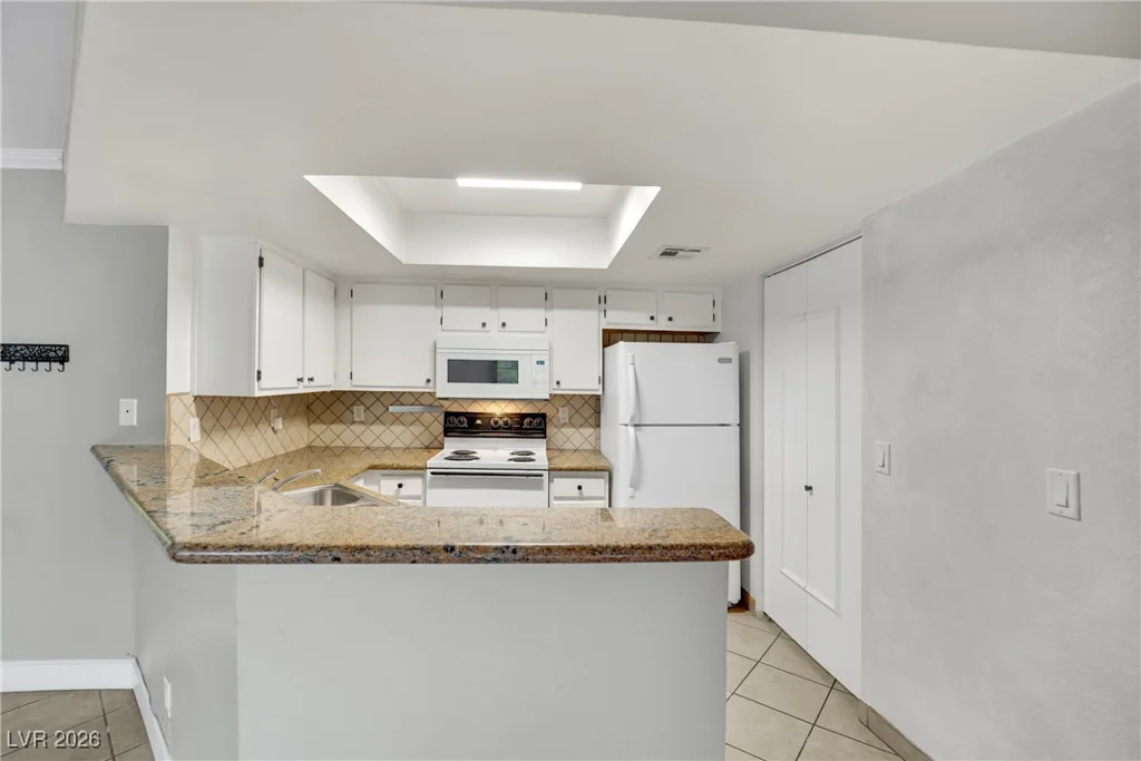 8600 Charleston, Las Vegas, NV 89117