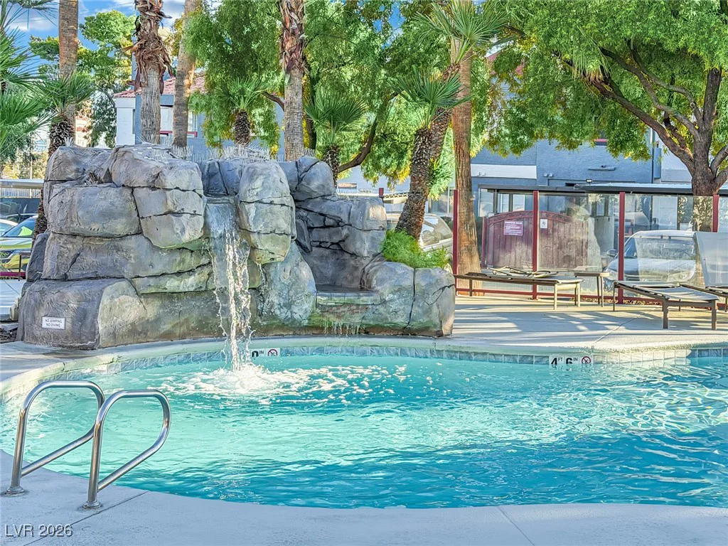 8600 Charleston, Las Vegas, NV 89117