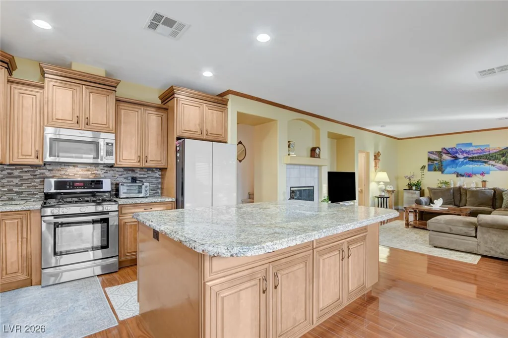 1131 Laguna Park, Las Vegas, NV 89110