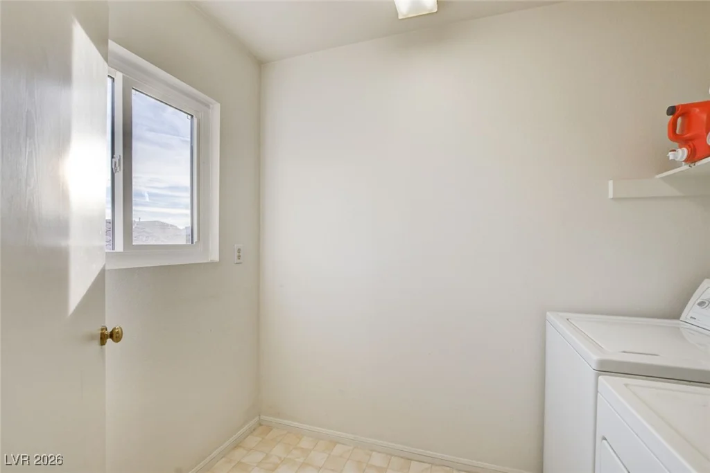 1131 Laguna Park, Las Vegas, NV 89110