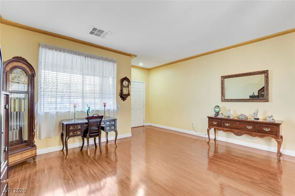 1131 Laguna Park, Las Vegas, NV 89110