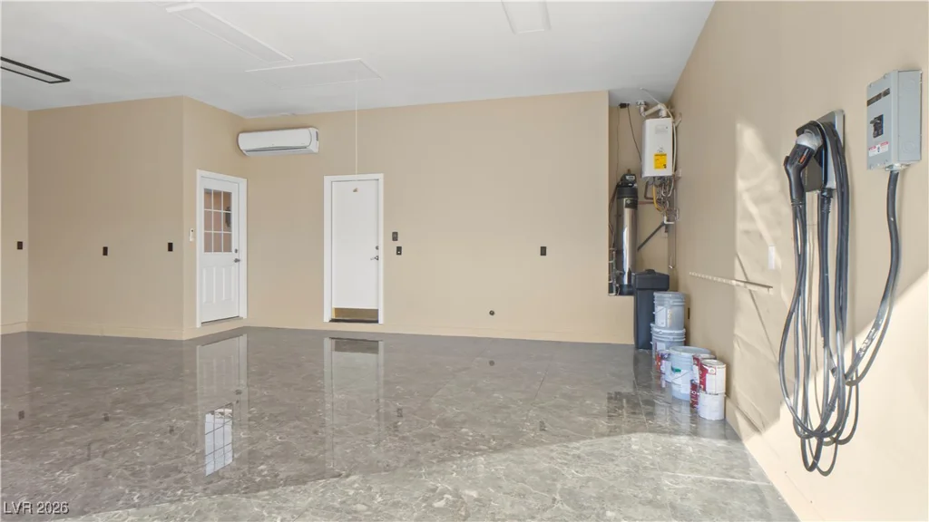 7166 Adobe Hills, Las Vegas, NV 89113