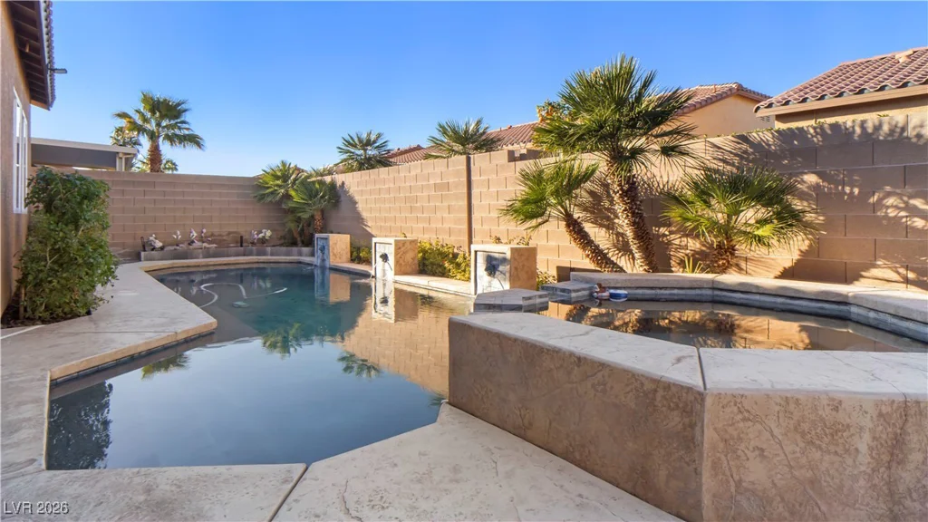 7166 Adobe Hills, Las Vegas, NV 89113