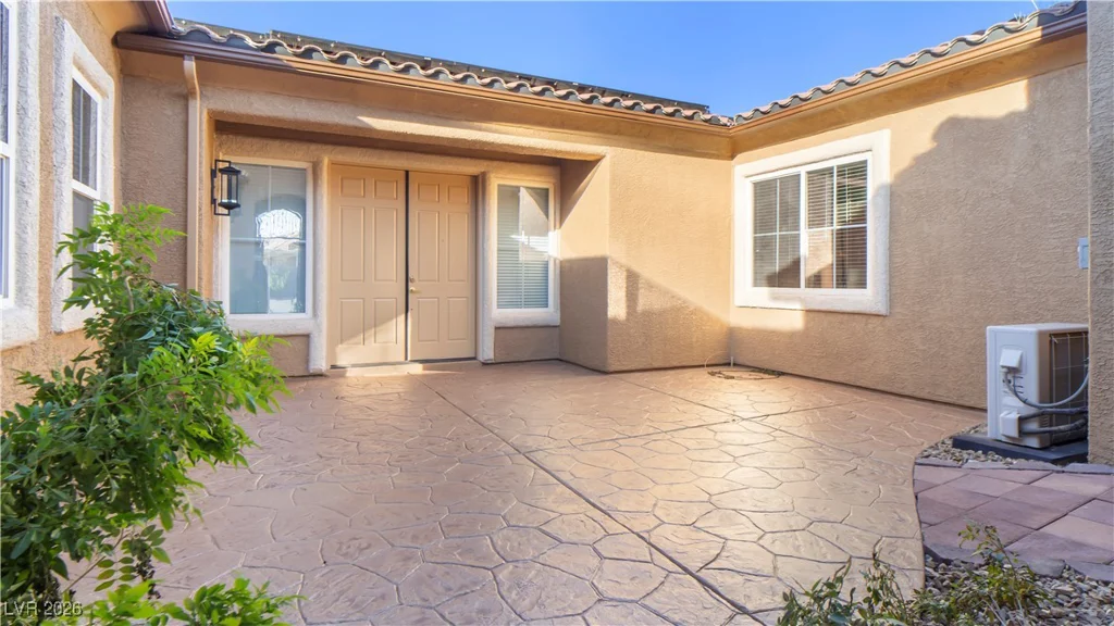 7166 Adobe Hills, Las Vegas, NV 89113