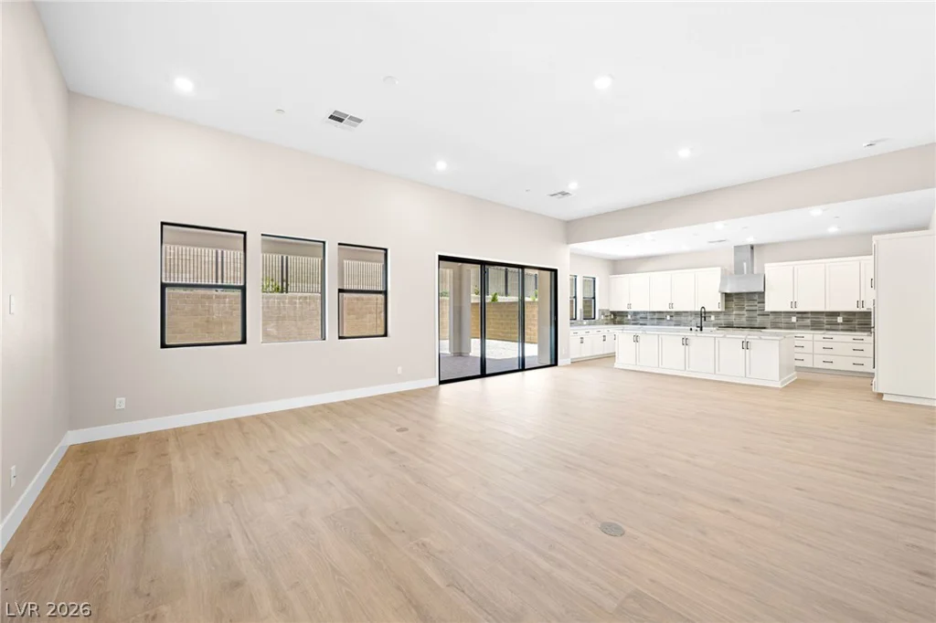 525 Stowell, Las Vegas, NV 89138