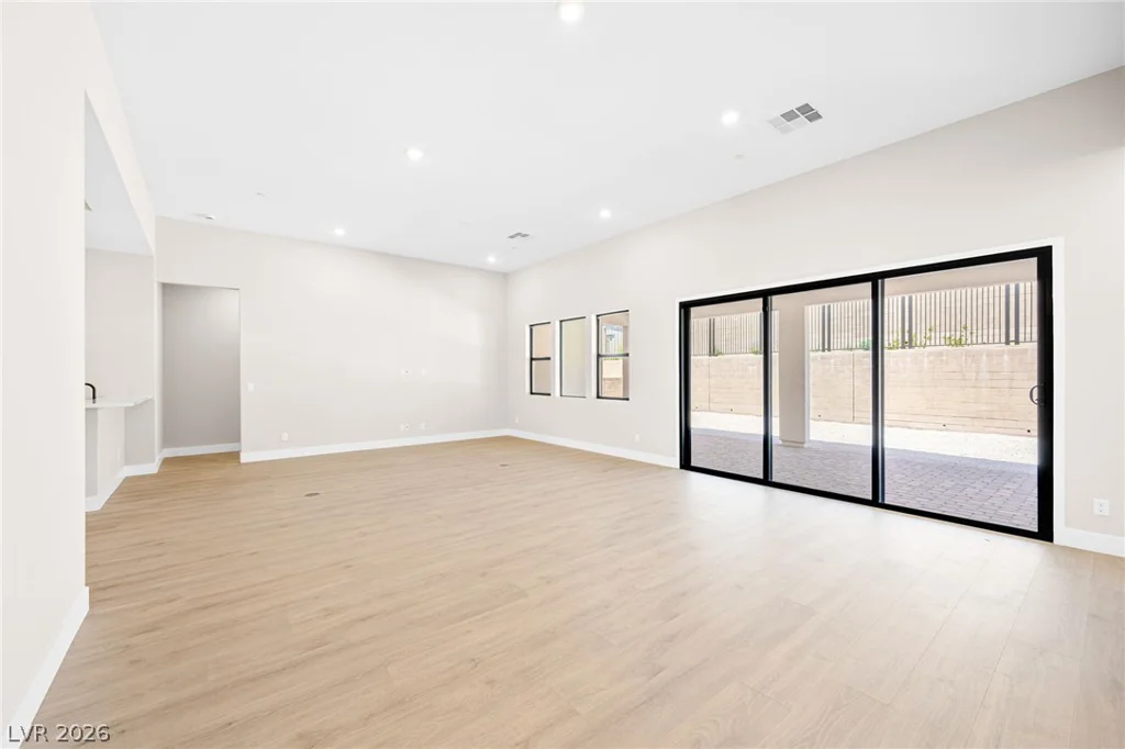 525 Stowell, Las Vegas, NV 89138