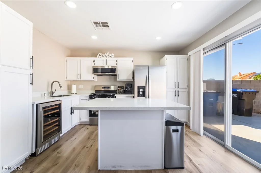 624 Black Sand, Henderson, NV 89011