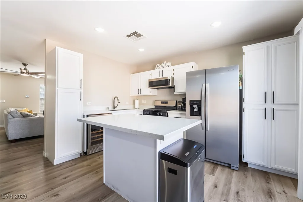 624 Black Sand, Henderson, NV 89011