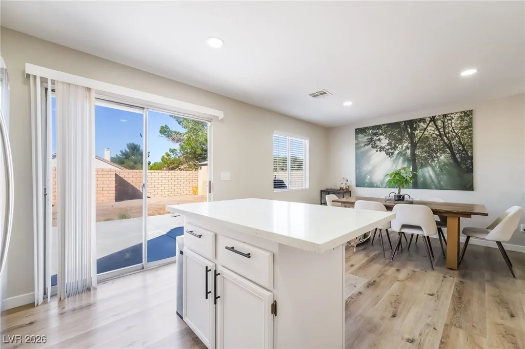 624 Black Sand, Henderson, NV 89011