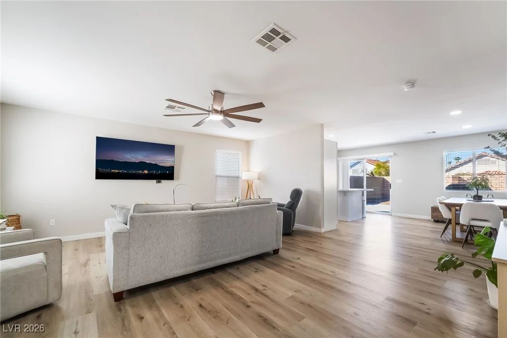624 Black Sand, Henderson, NV 89011