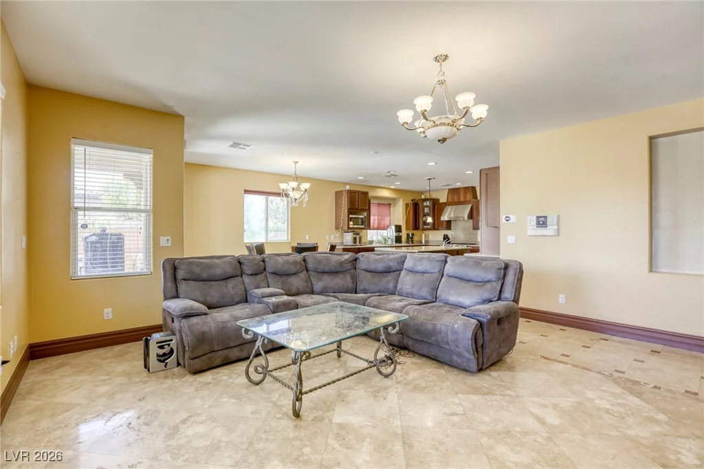 7516 Via Fiorentino, Las Vegas, NV 89131