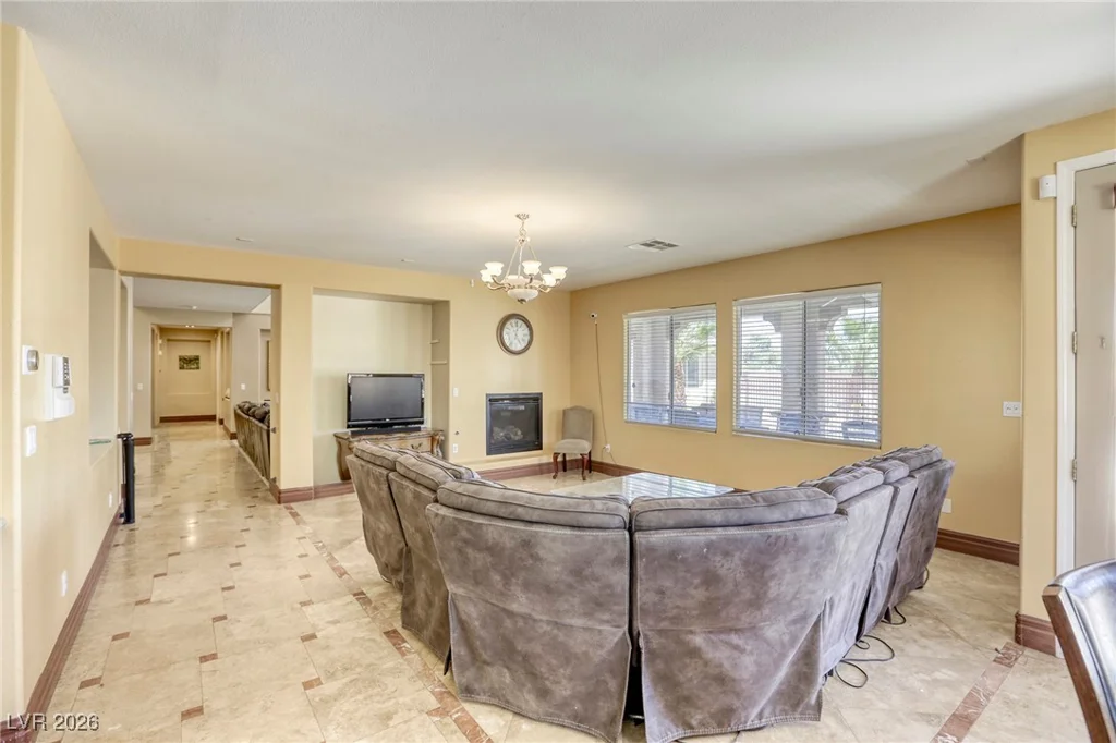 7516 Via Fiorentino, Las Vegas, NV 89131