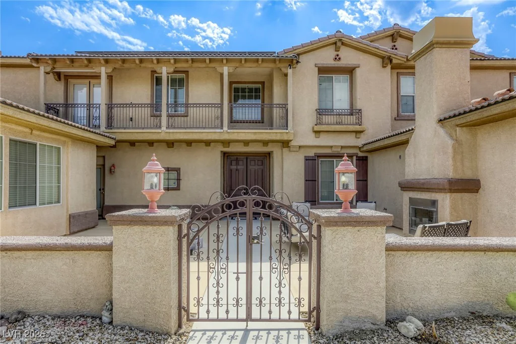 7516 Via Fiorentino, Las Vegas, NV 89131