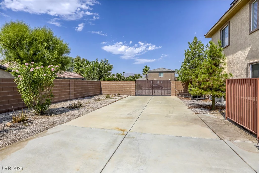 7516 Via Fiorentino, Las Vegas, NV 89131