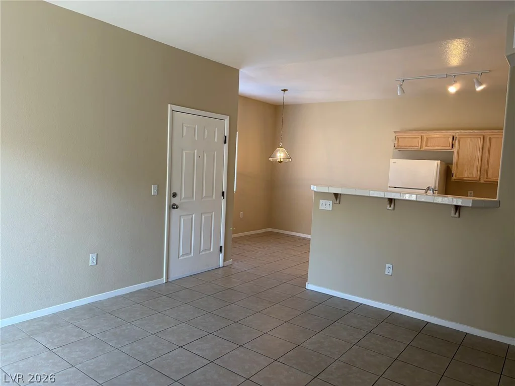 2110 Los Feliz, Las Vegas, NV 89156