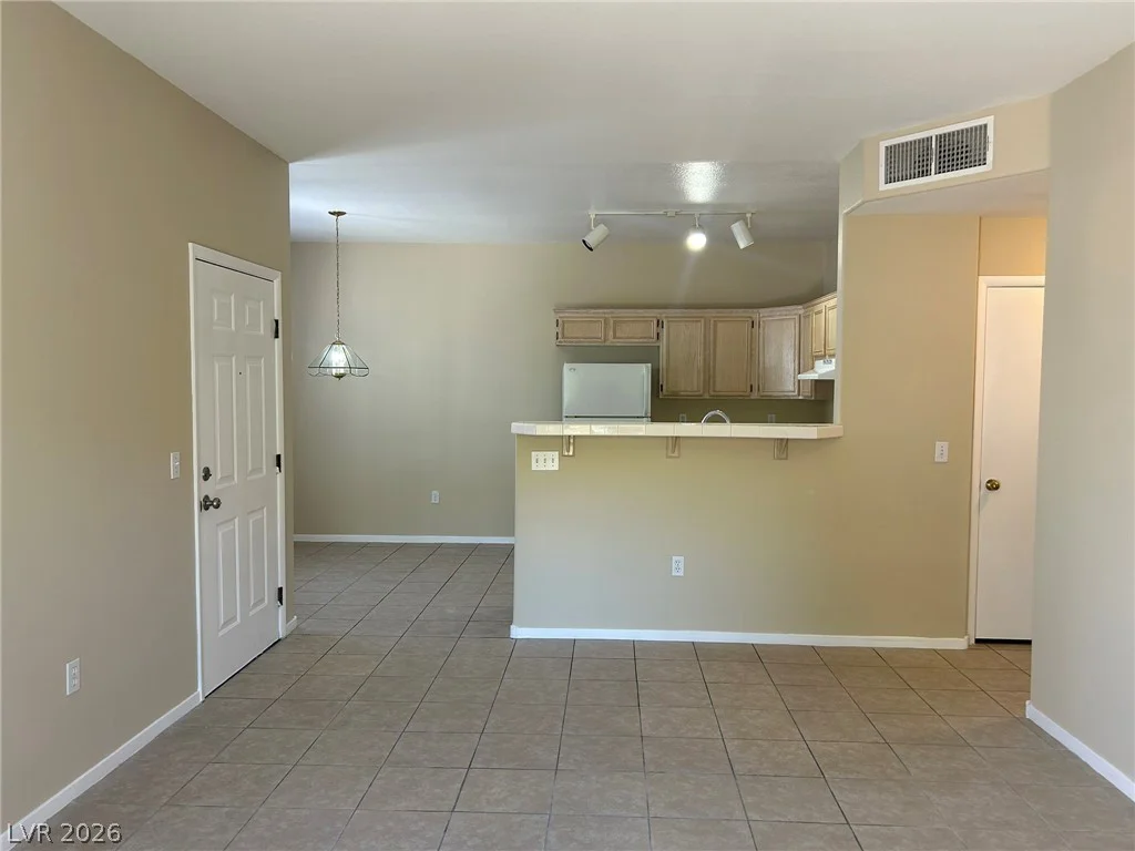 2110 Los Feliz, Las Vegas, NV 89156